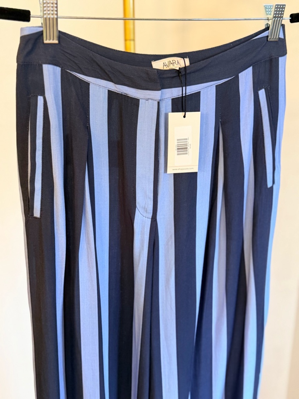 AVARA Lisa Navy & Light Blue Striped Wide-Leg Trousers with Pleats Size LARGE